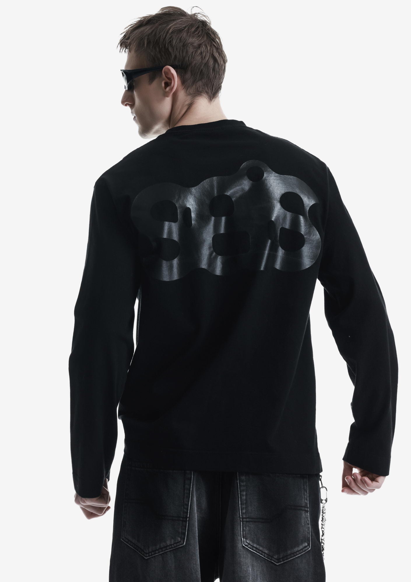 Tonal Logo Longsleeve T-Shirt Tu125