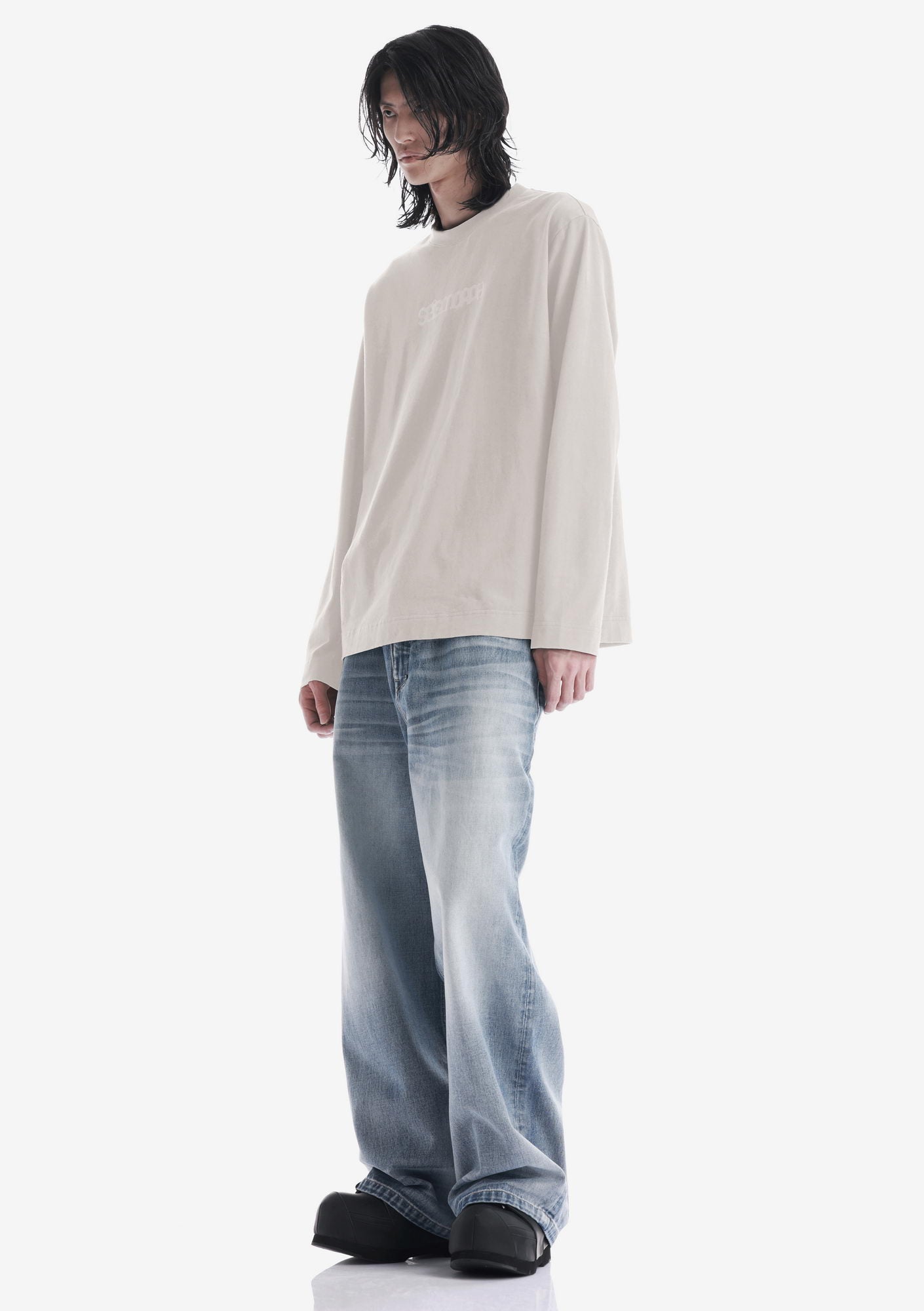 Tonal Logo Longsleeve T-Shirt Tu125