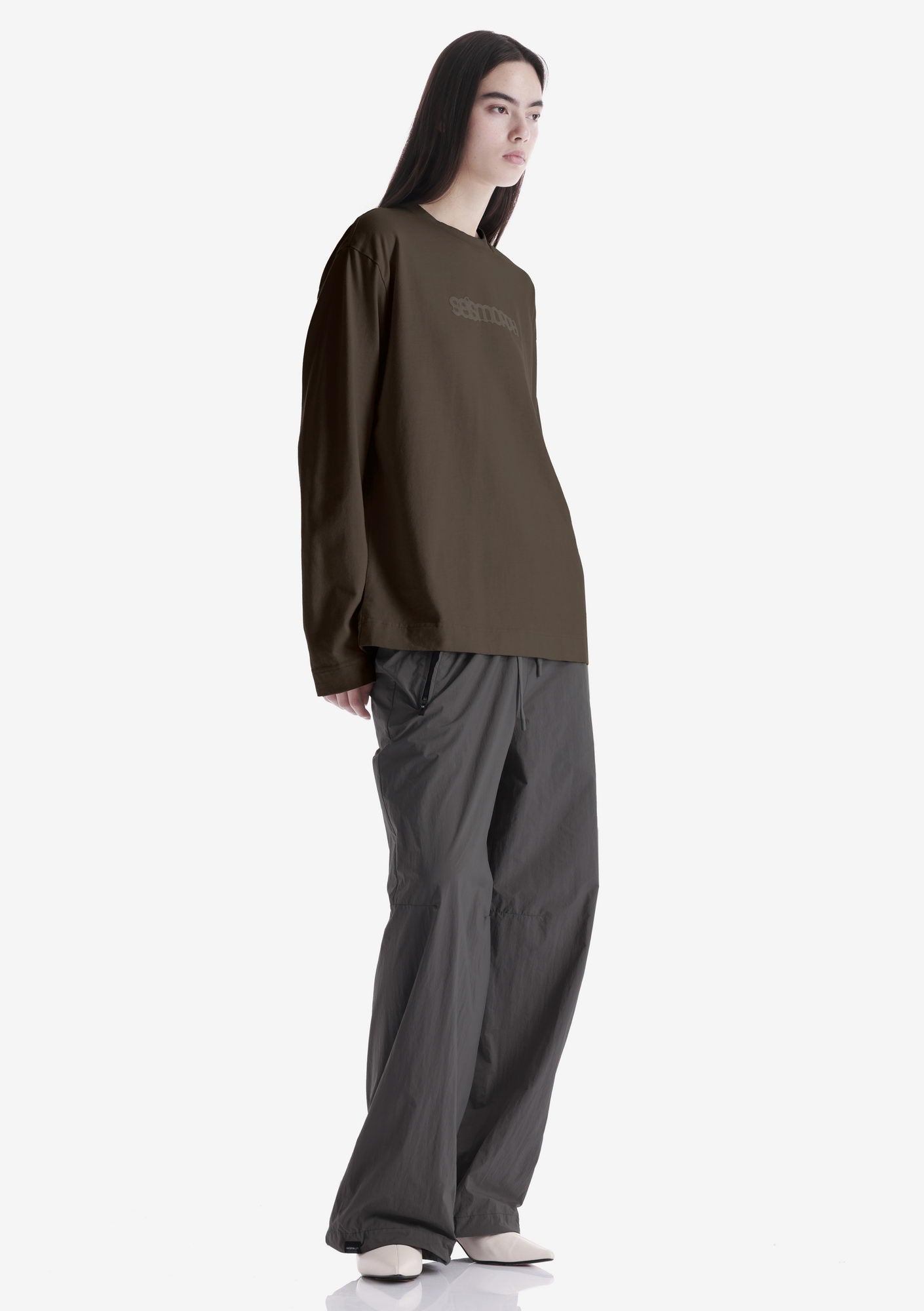 Tonal Logo Longsleeve T-Shirt Tu125