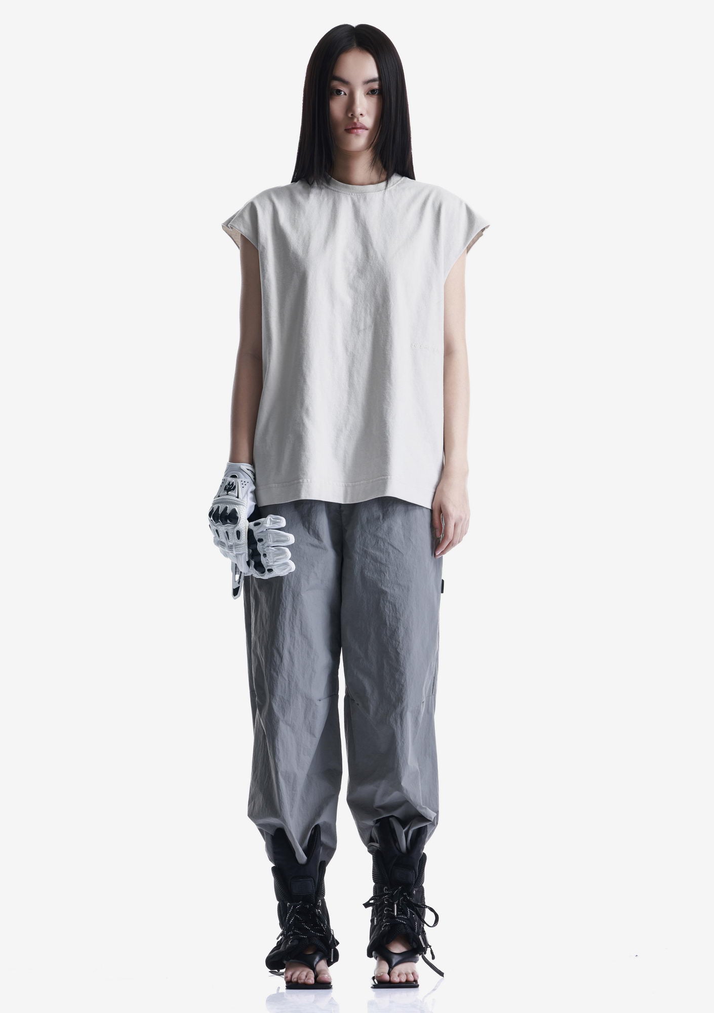 KHURU Sleeveless T-Shirt  Tw143