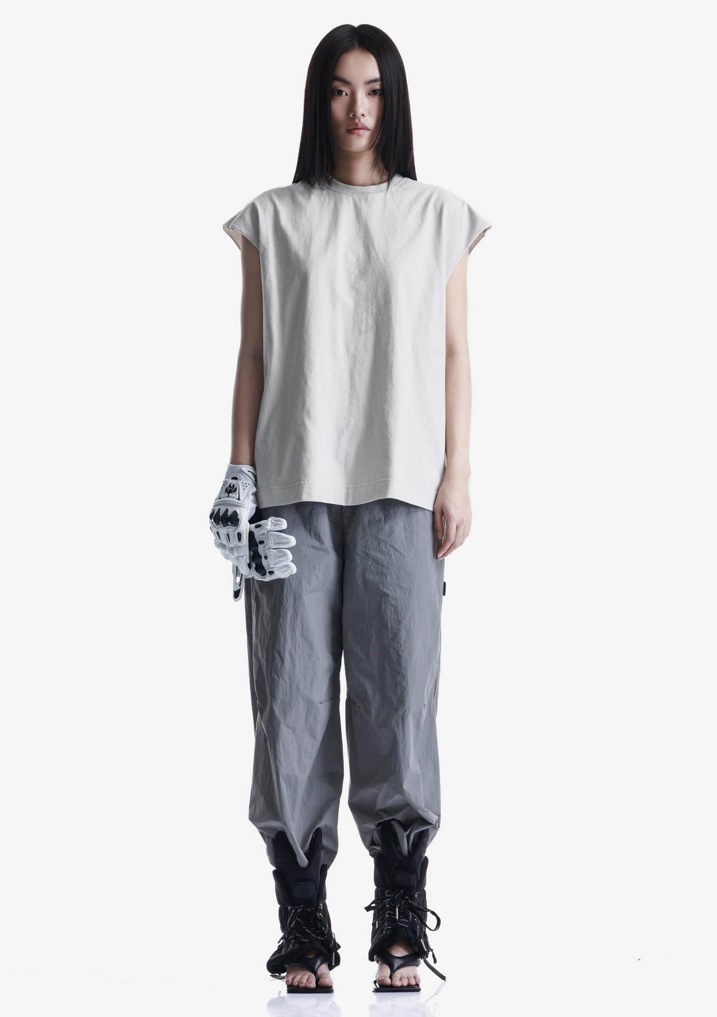 KHURU Sleeveless T-Shirt