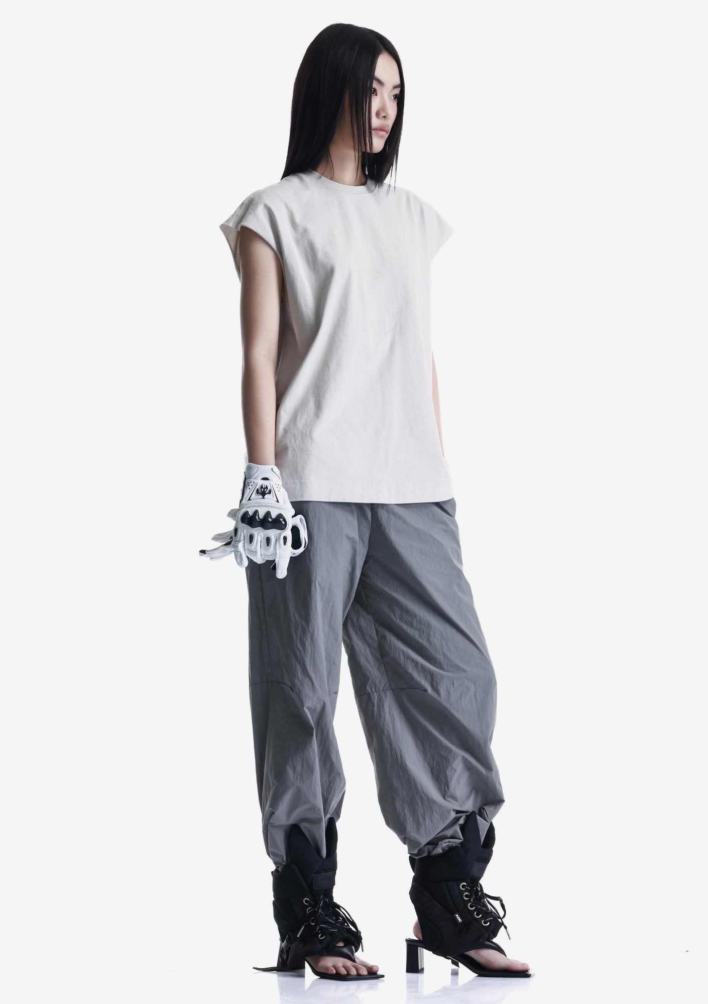 KHURU Sleeveless T-Shirt  Tw143