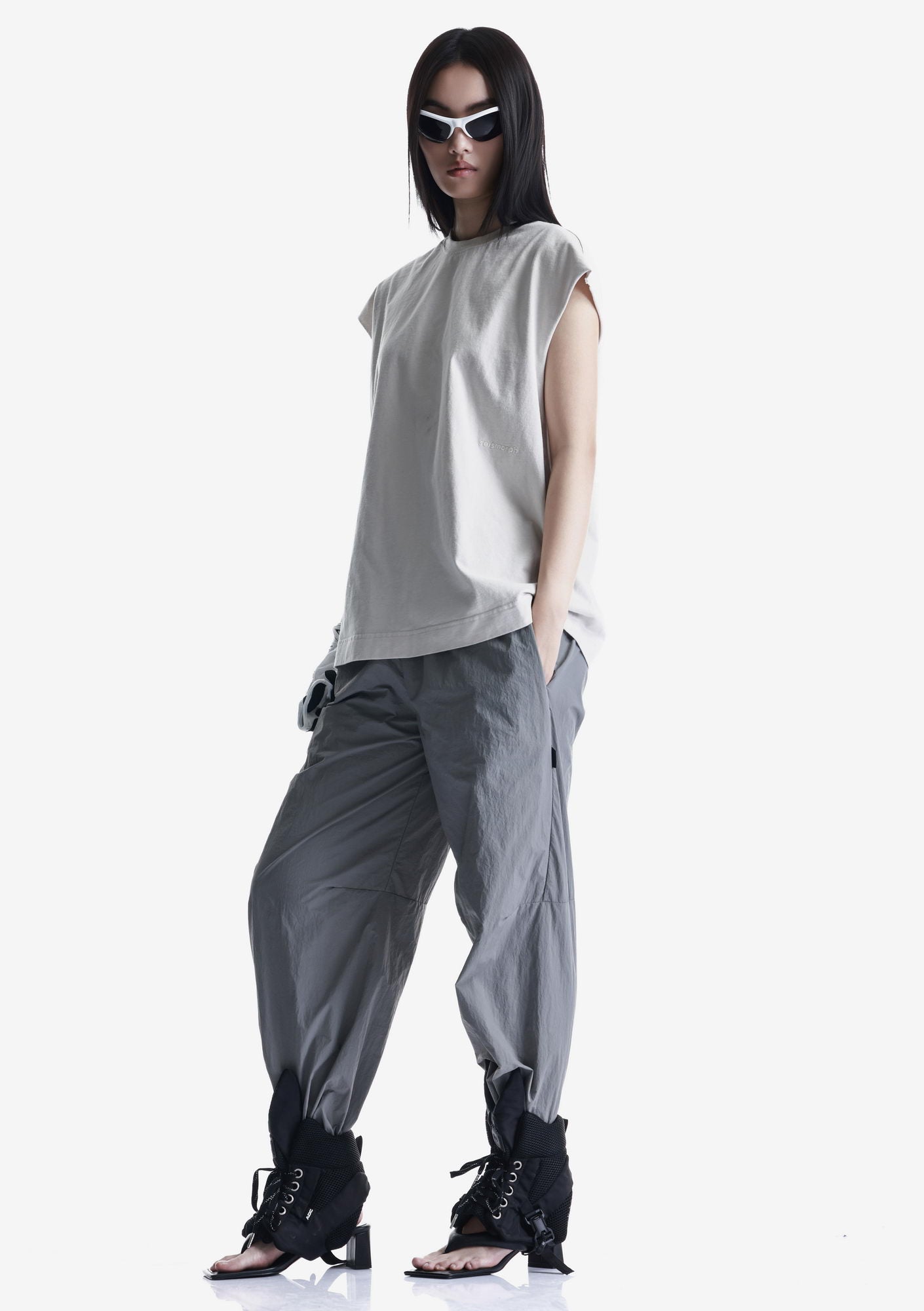 KHURU Sleeveless T-Shirt  Tw143