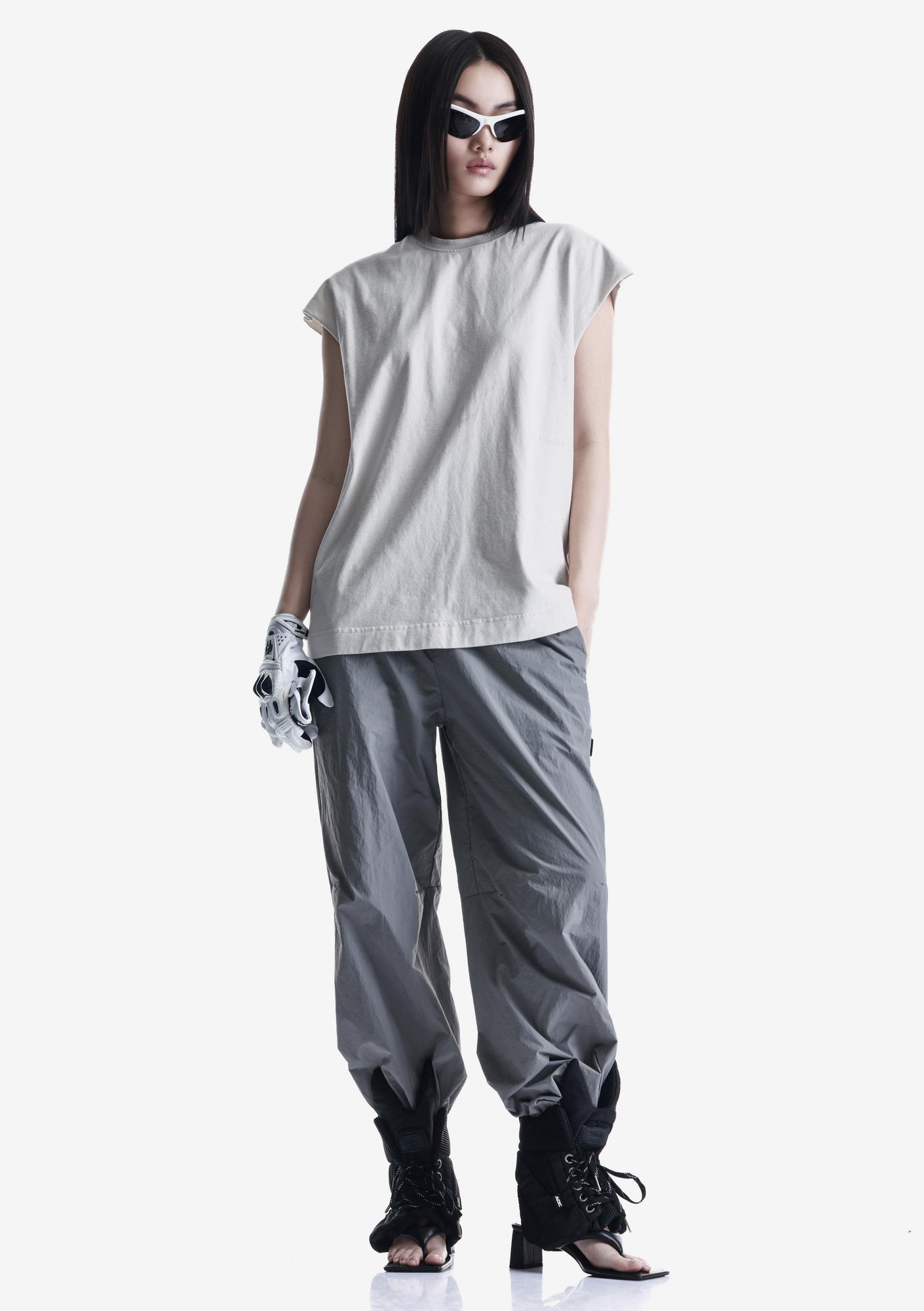 KHURU Sleeveless T-Shirt  Tw143