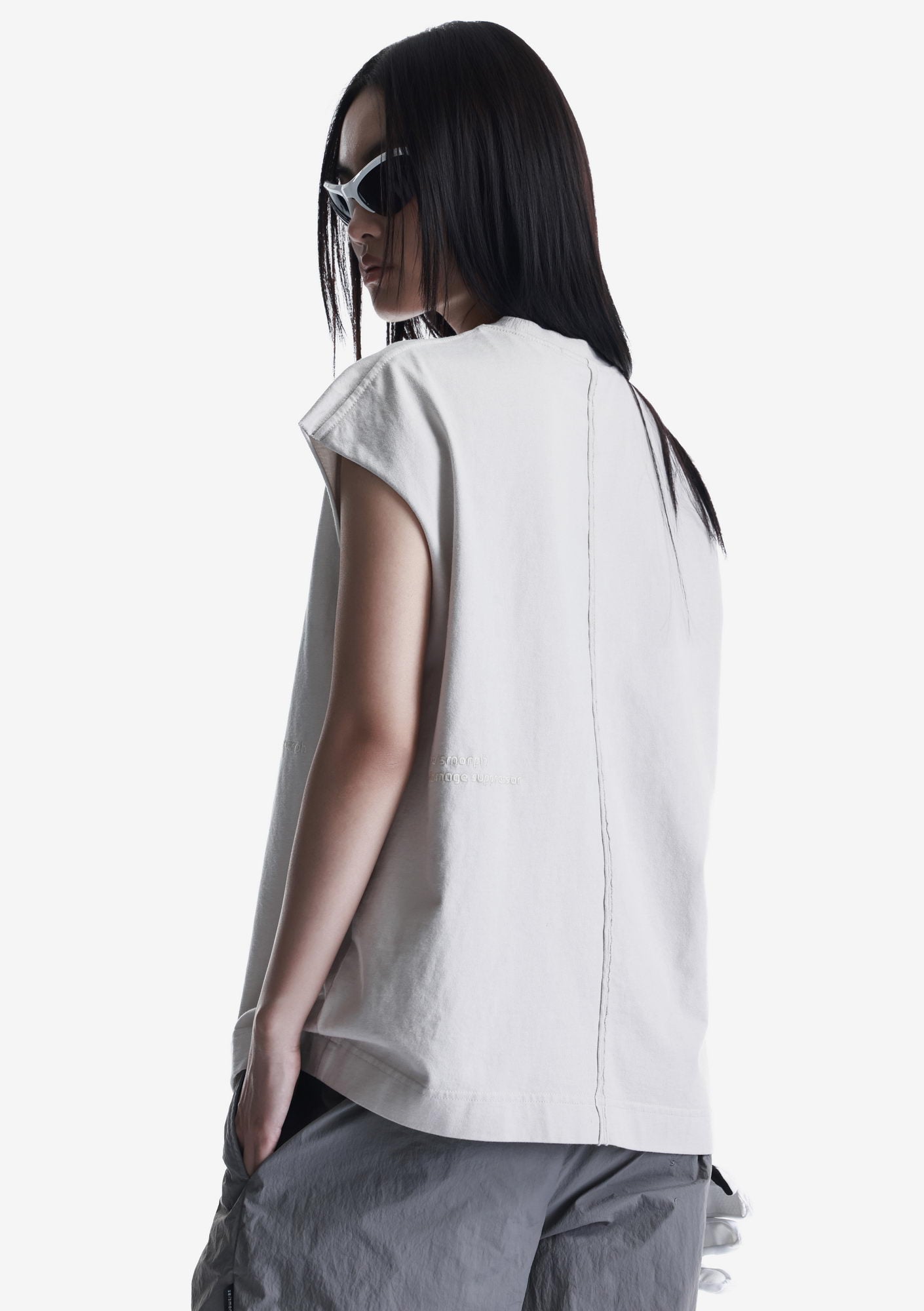 KHURU Sleeveless T-Shirt  Tw143